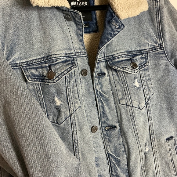 Men’s Hollister Sherpa lined Jean chore jacket like new size small - Picture 4 of 9